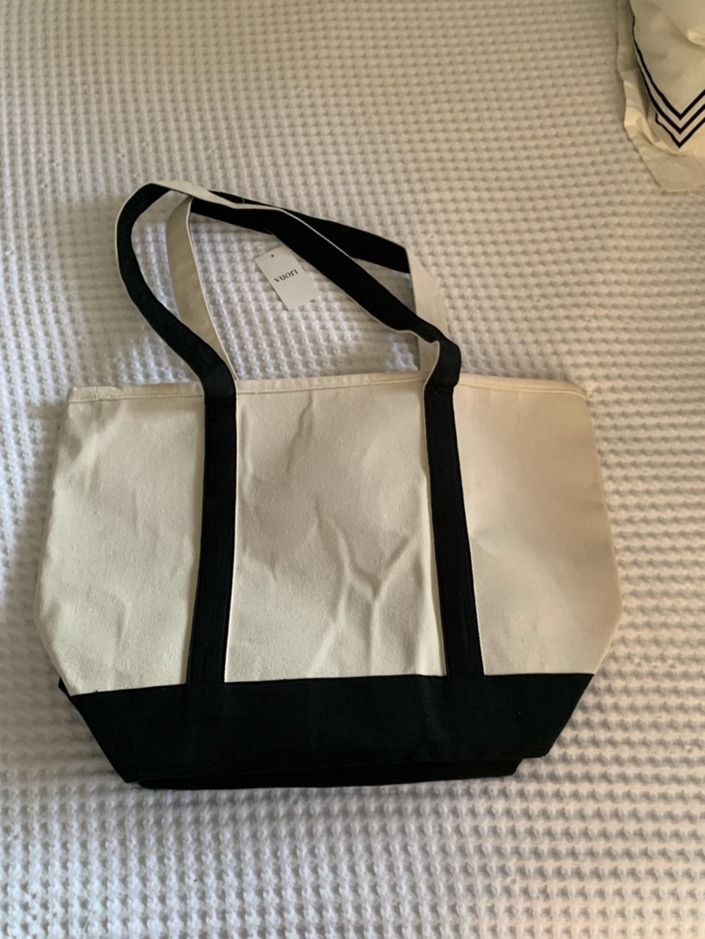 Vuori Mother’s Day Canvas Tote NWT - Picture 2 of 6